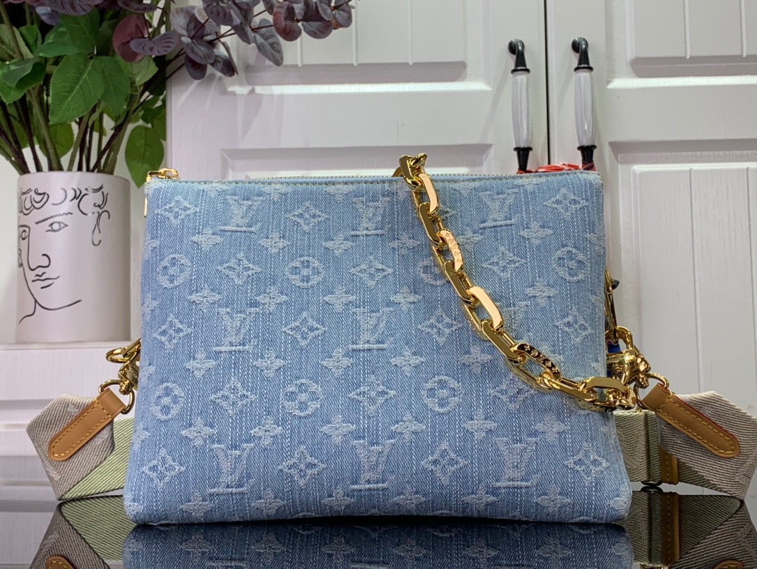 Louis Vuitton LV Coussin Comprar
 Bolsos de mano Blanco Algodón bruto azul Colección de verano Cadena M11401