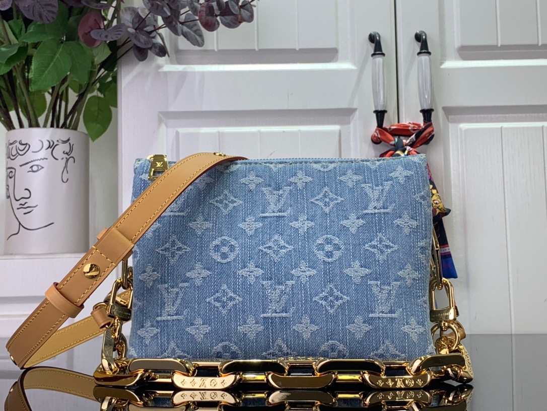 Louis Vuitton LV Coussin Bolsos de mano Vender en línea
 Blanco Algodón bruto azul Colección de verano Cadena M11401