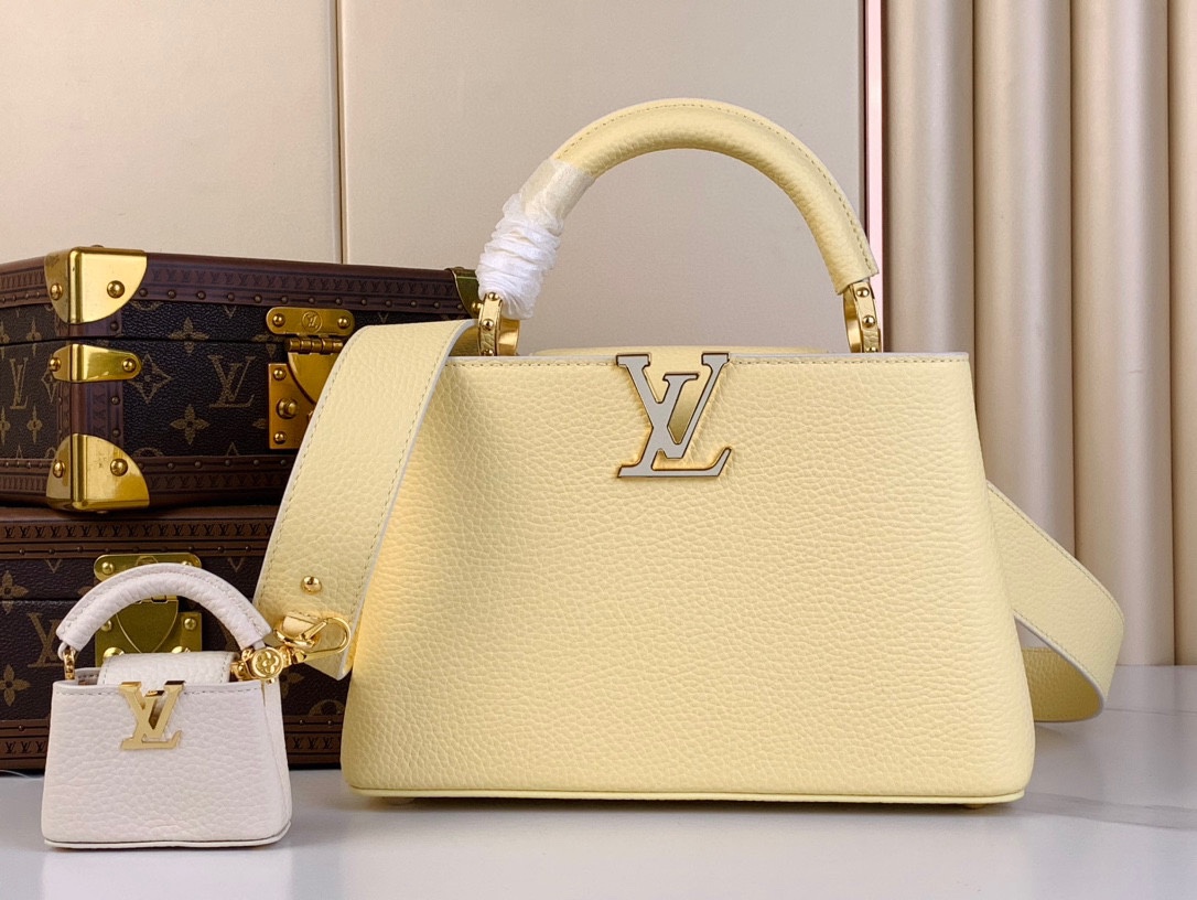 Louis Vuitton LV Capucines En línea
 Bolsos de mano Azul Rosa Amarillo Taurillon Mini M24120