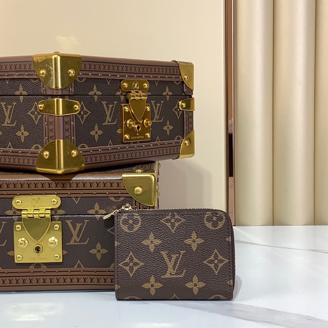 Louis Vuitton Noa Compact Wallet Monogram Canvas Leather Zip Card Holder 2 i1727614540 9998 3