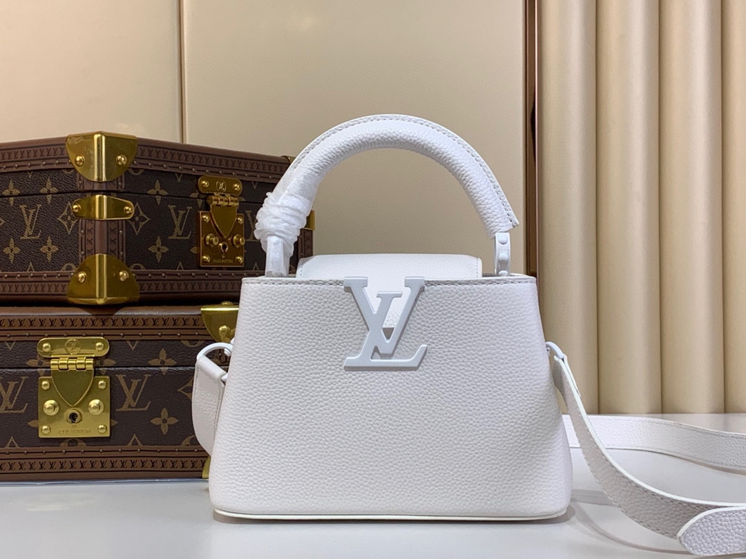 Louis Vuitton LV Capucines En línea
 Bolsos de mano Negro Blanco Taurillon Cuero de vaca Mini M25255