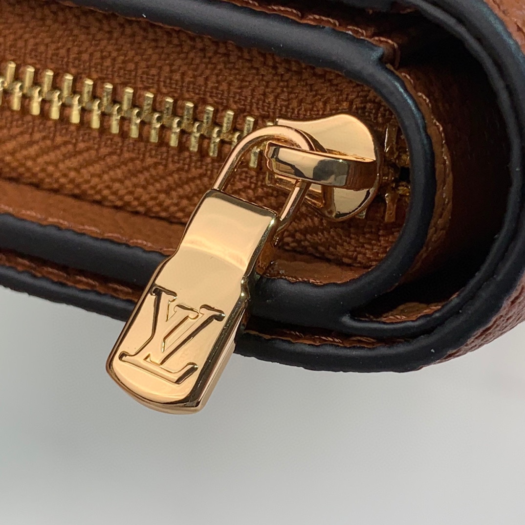 Louis Vuitton Cléa Wallet Monogram Unplant Leather Compact Purse M83362 5 i1730021030 5984 6