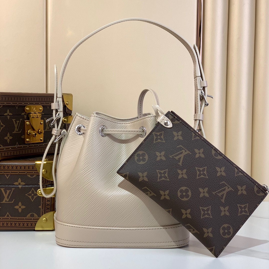 Louis Vuitton Noé BB Bucket Bag in Epi Leather - Timeless Elegance 2 i1730648724 88 0