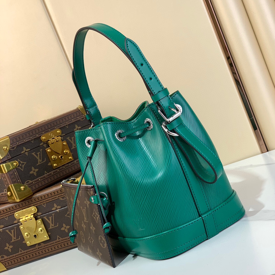 Louis Vuitton Noé BB Bucket Bag Epi Leather Green with Monogram Wallet 3 i1730648798 1151 9