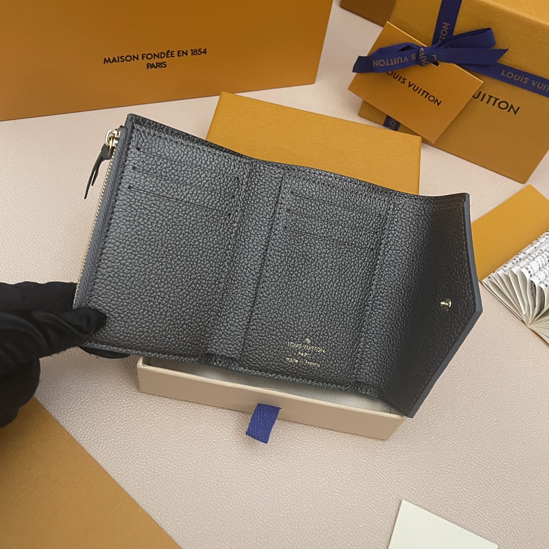 Louis Vuitton Victorine Wallet Monogram Empreinte Leather Compact Design 6 i1731853360 5347 7