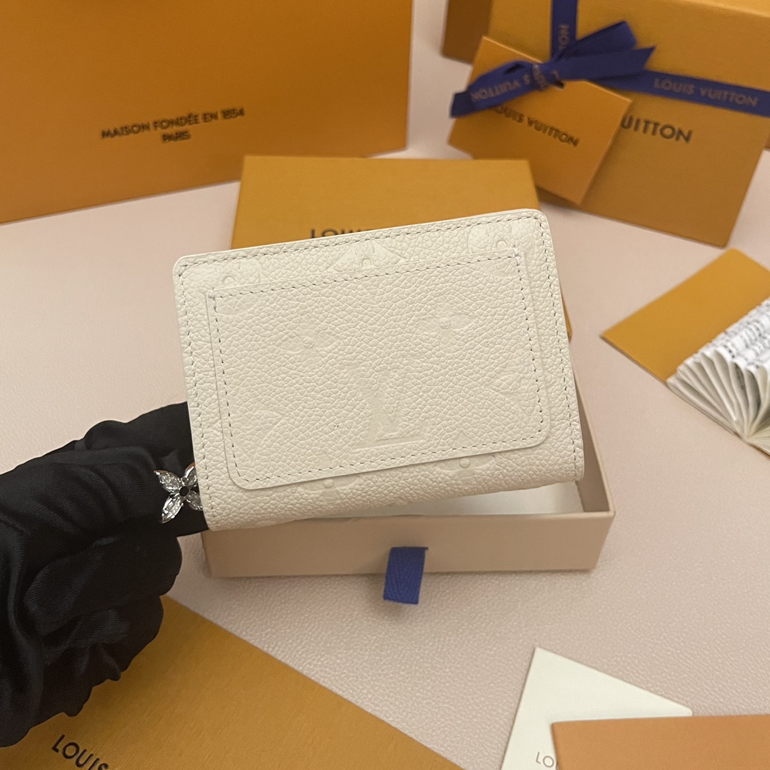 Louis Vuitton Cléa Wallet Monogram Amplant Leather Azur/Crème M12188 3 i1731854428 3507 0