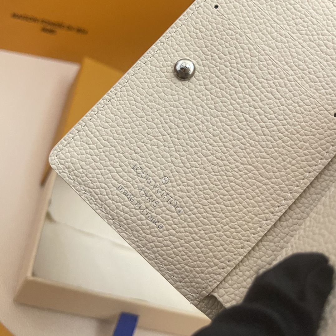 Louis Vuitton Cléa Wallet Monogram Amplant Leather Azur/Crème M12188 9 i1731854428 4531 6
