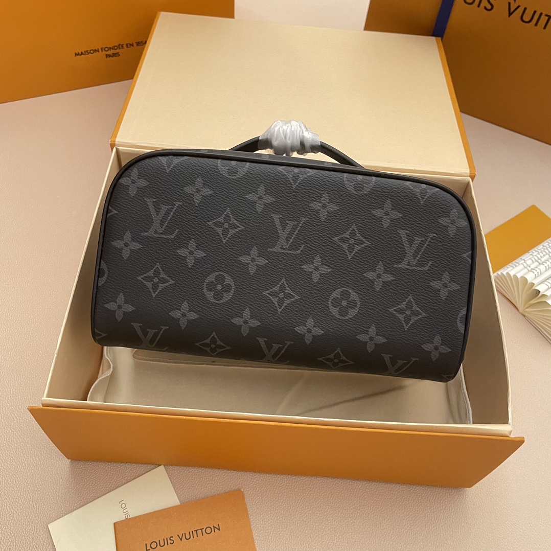 Louis Vuitton Toiletry Bag 26 with Monogram Shadow, Black Leather 3 i1733490347 7526 5