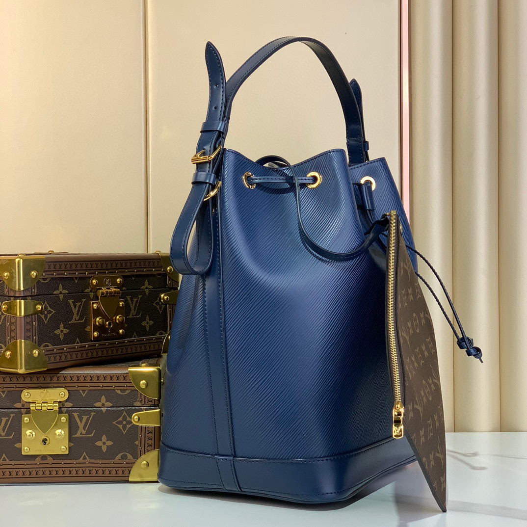 Louis Vuitton Noé MM Bucket Bag Blue Epi Leather with Detachable Wallet 4 i1735891199405 4492 0 2