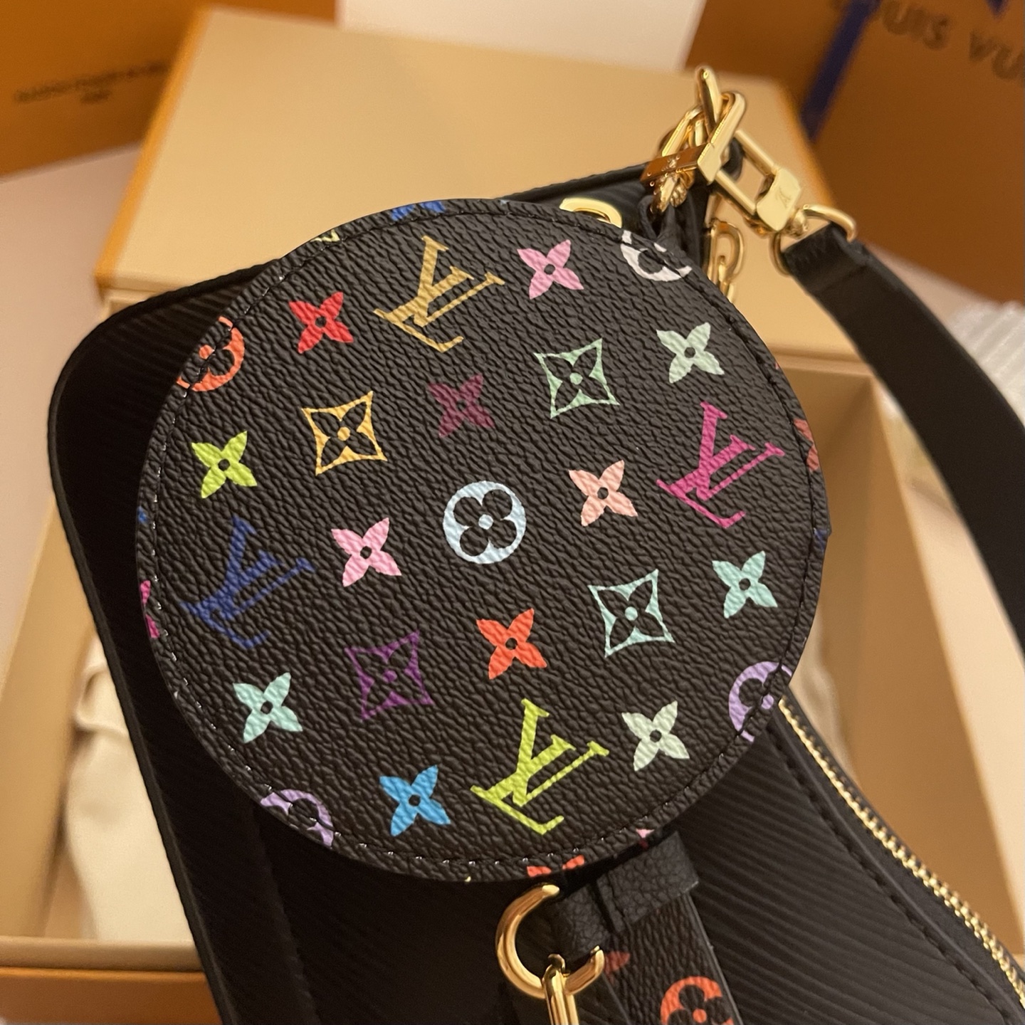 Louis Vuitton Black Epi Leather Handbag with Murakami Coin Purse 6 i1737363138647 2283 0 5