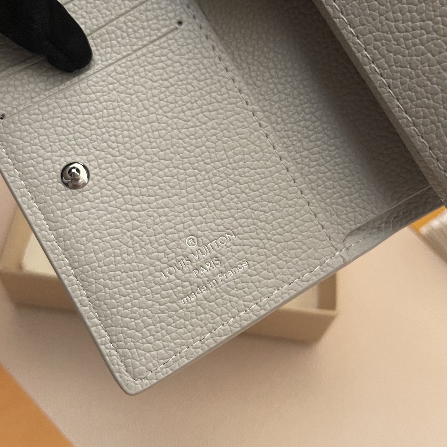 Louis Vuitton Cléa Wallet, Soft Leather, Compact Design, Stylish and Functional 8 i1741015781667 9209 0 6