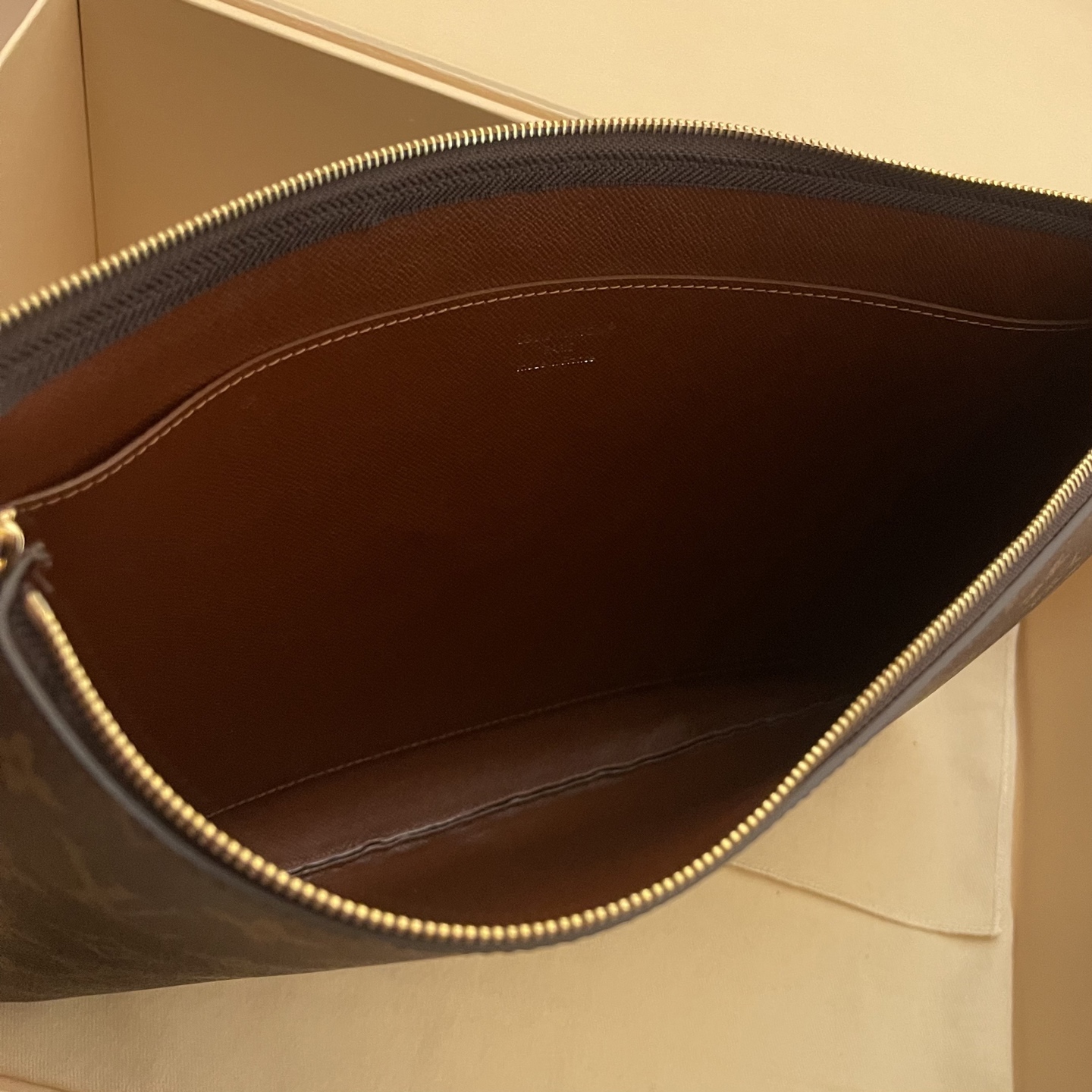 Louis Vuitton Pochette Clés Monogram Canvas Key Pouch Wallet Clutch 6 i1741782705175 9501 0 4