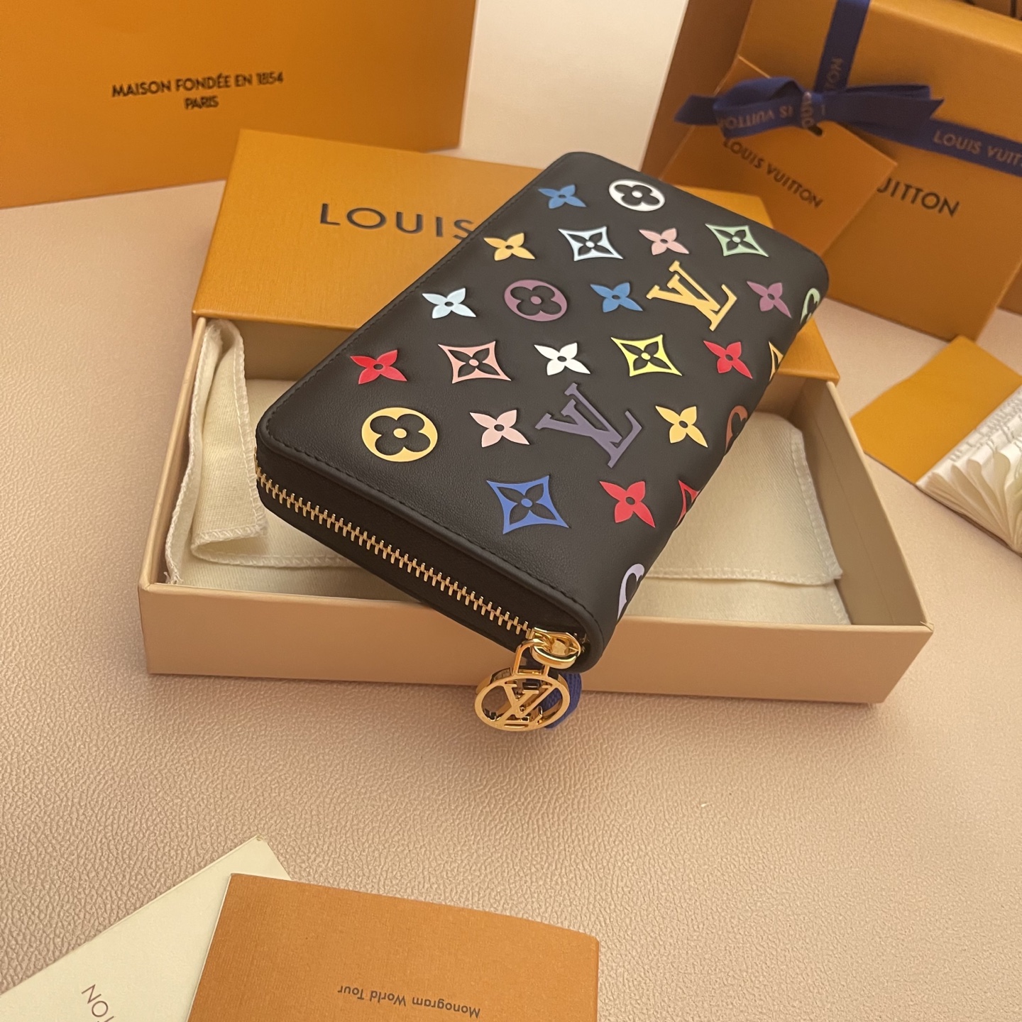 Louis Vuitton Zippy Wallet Monogram Embossed Leather Black/Multi-color 3 i1742751208294 4991 0 2
