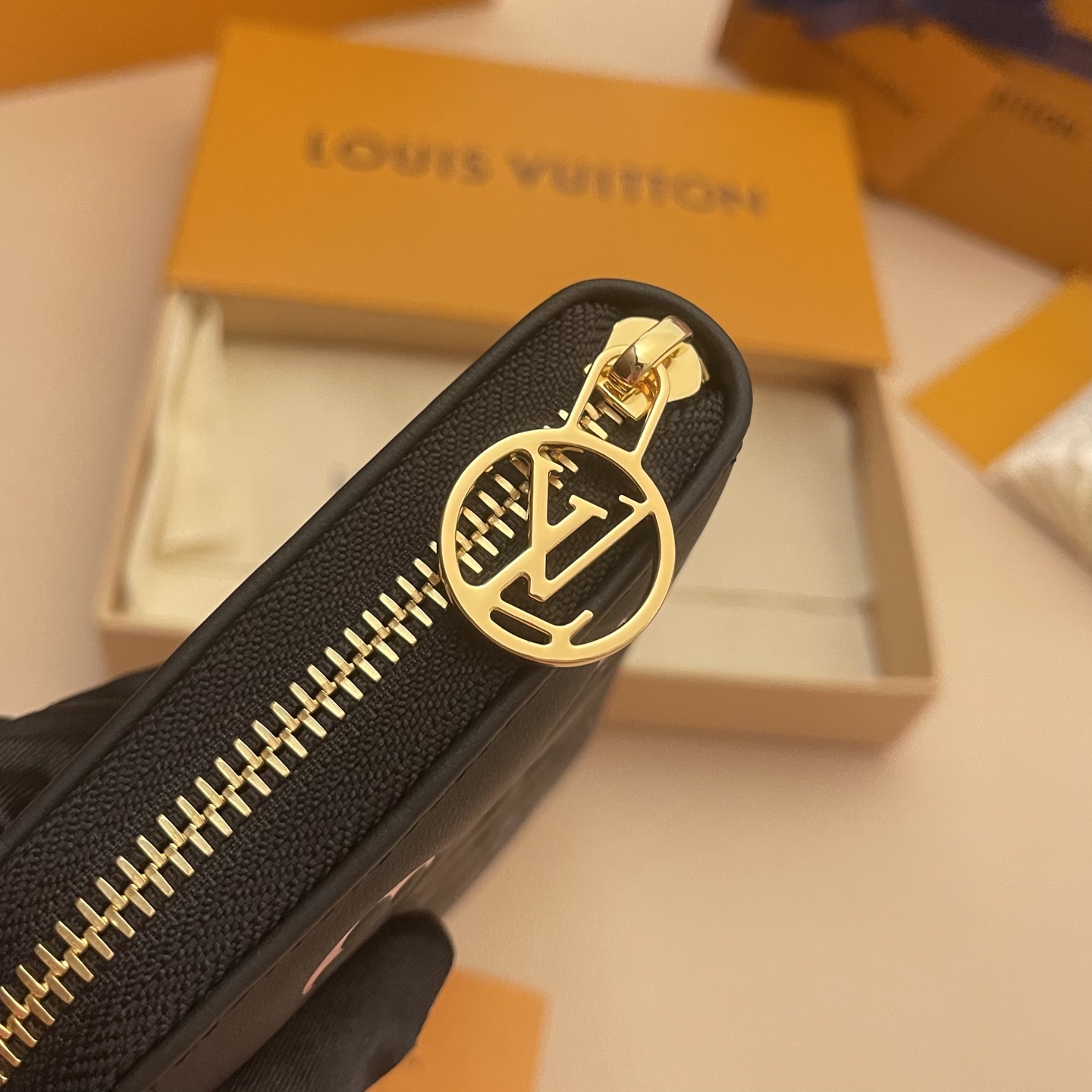 Louis Vuitton Zippy Wallet Monogram Embossed Leather Black/Multi-color 4 i1742751208295 1155 0 3
