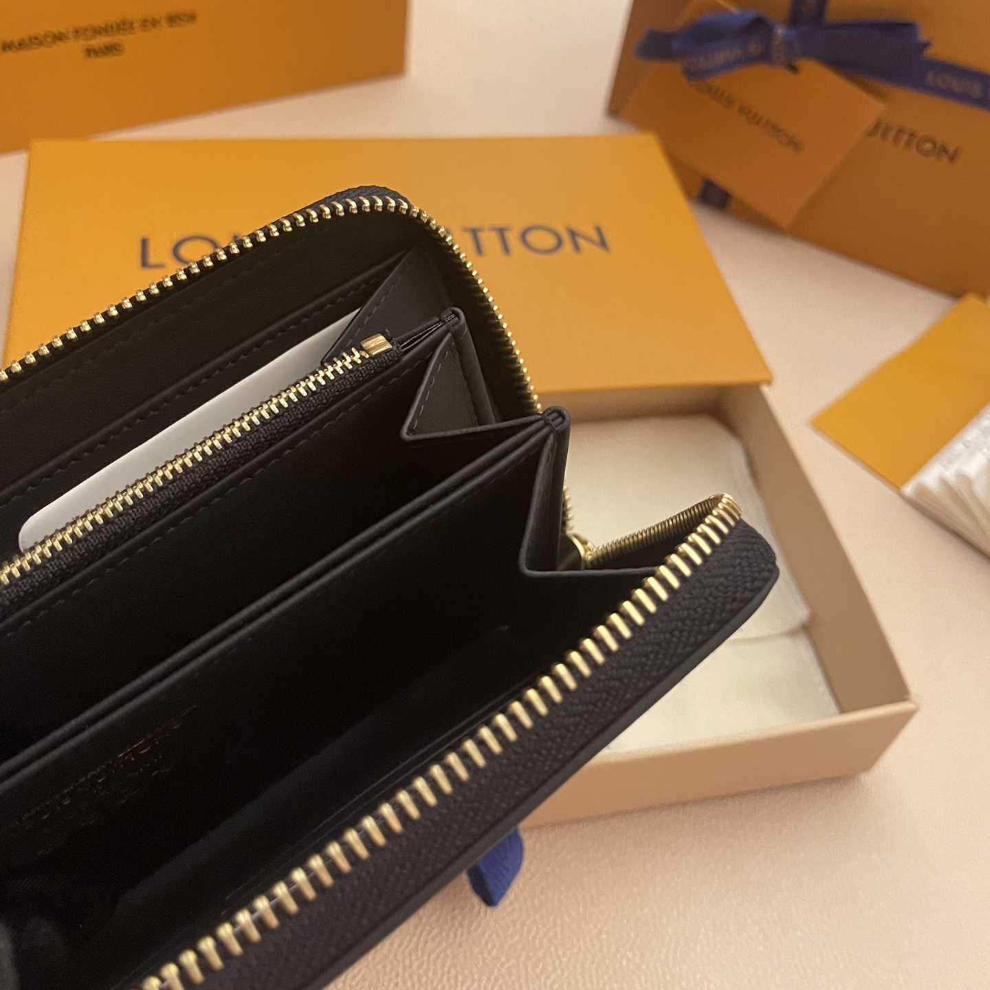 Louis Vuitton Zippy Wallet Monogram Embossed Leather Black/Multi-color 9 i1742751212057 8268 0 8