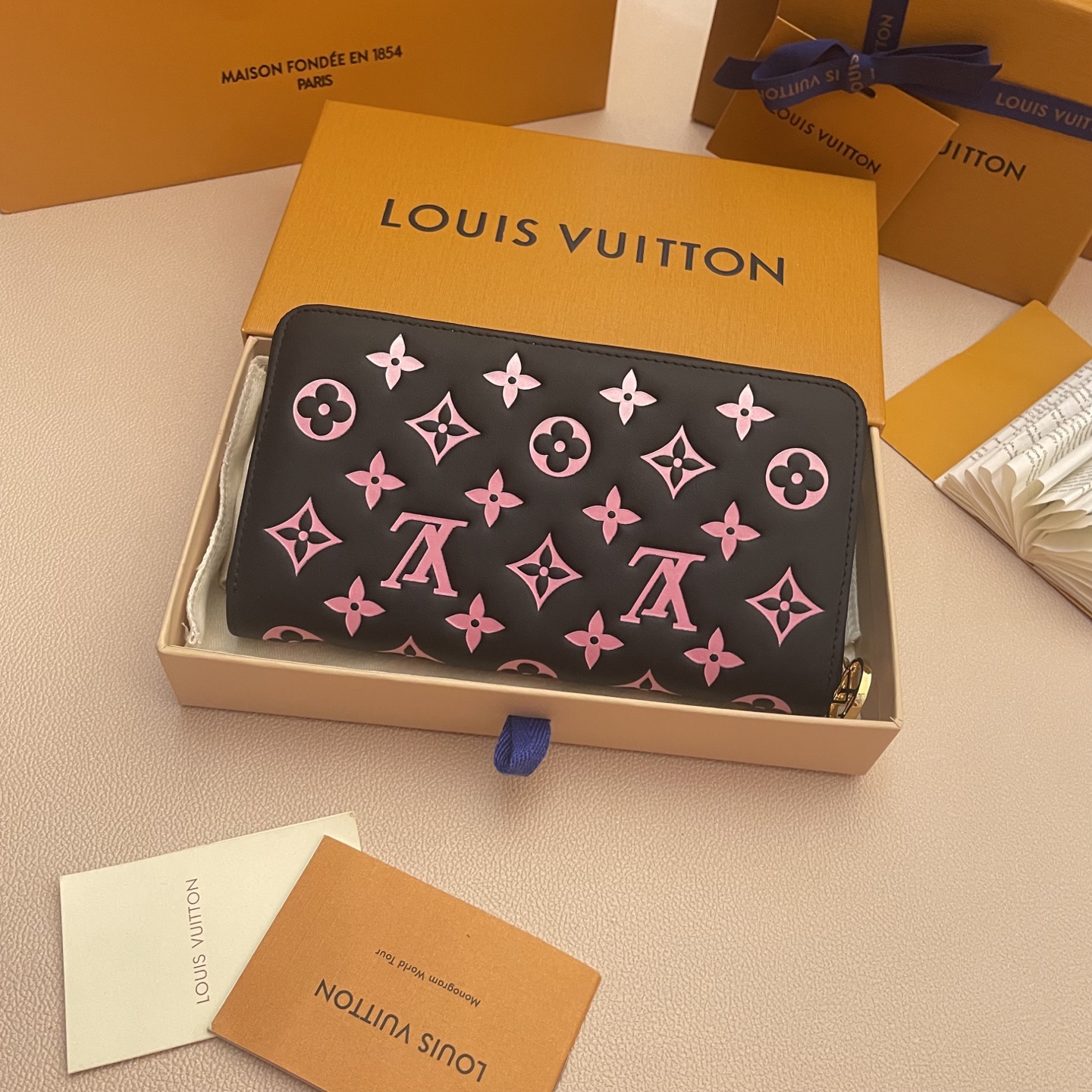 Louis Vuitton Zippy Wallet Black/Pink Monogram Embossed Leather 3 i1742751423056 4963 0 1