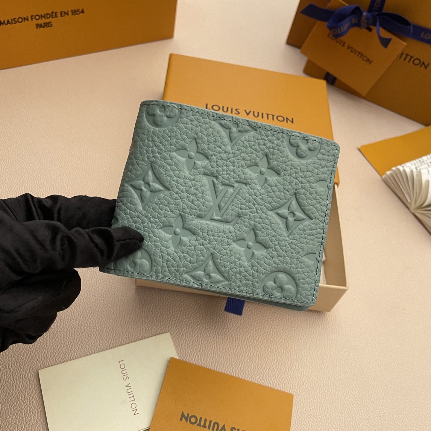 Louis Vuitton Multiple Wallet Green Taurillon Leather - Compact & Stylish 3 i1743595360456 1215 0 2