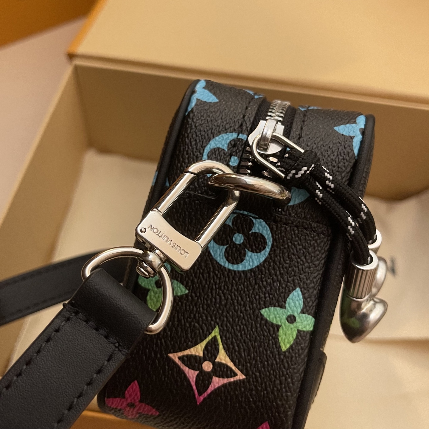 Louis Vuitton Trocadero Mini Camera Bag, Monogram Iridescent, 20 x 13 x 6.5 cm 7 i1745434474650 4791 0 6