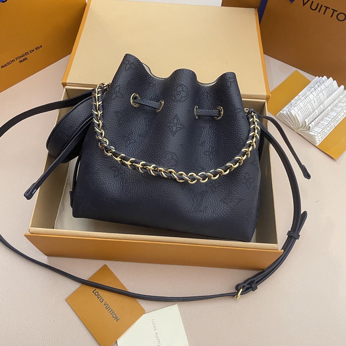 Louis Vuitton Bella Bucket Bag Monogram Leather with Chain Handle,Navy Blue 3 i1745674863319 5888 0 1