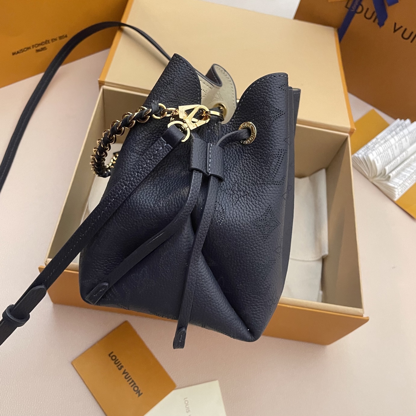 Louis Vuitton Bella Bucket Bag Monogram Leather with Chain Handle,Navy Blue 4 i1745674863328 7106 0 2