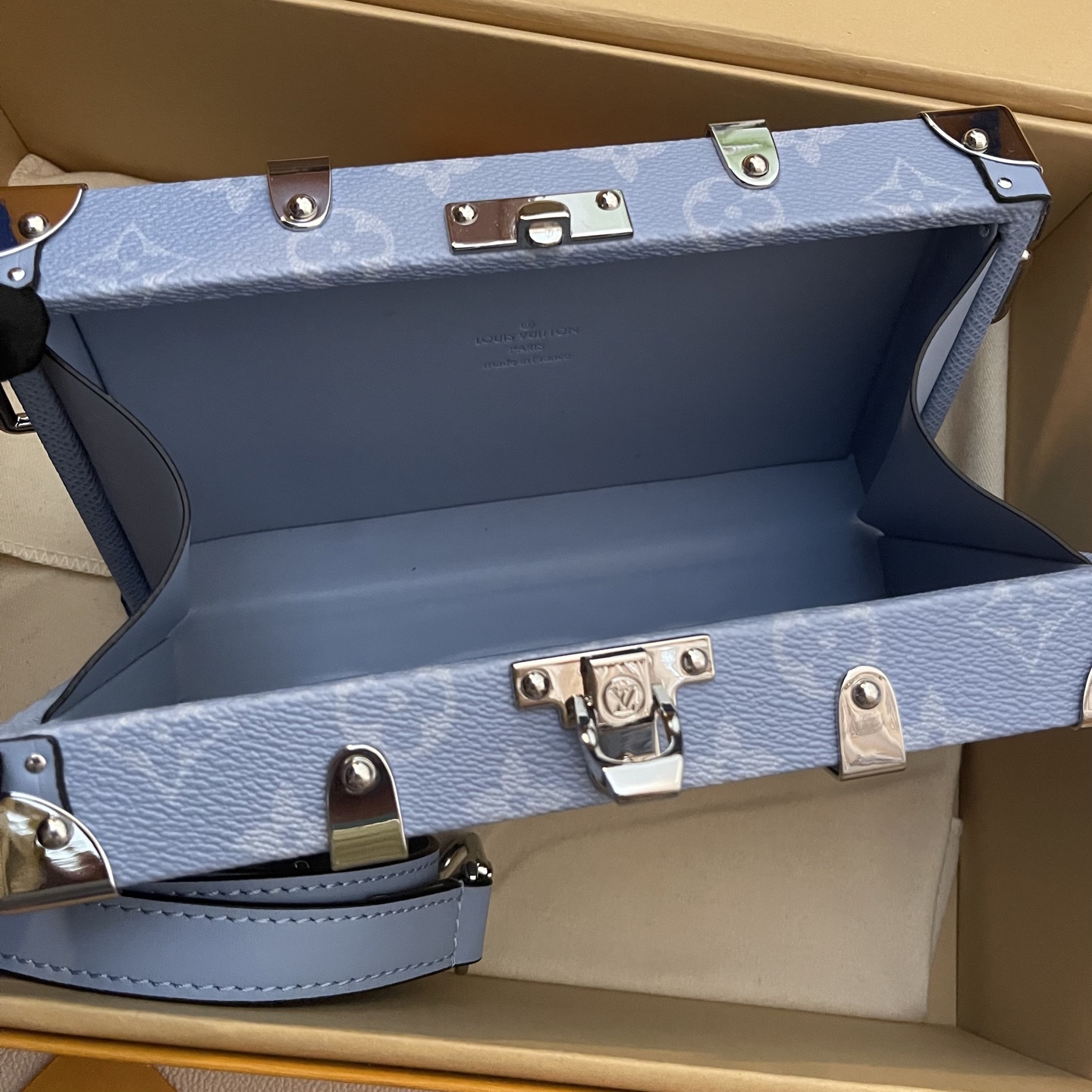 Louis Vuitton Wallet Trunk Taigarama Blue Monogram Canvas Leather Bag 9 i1745676349835 9320 0 7