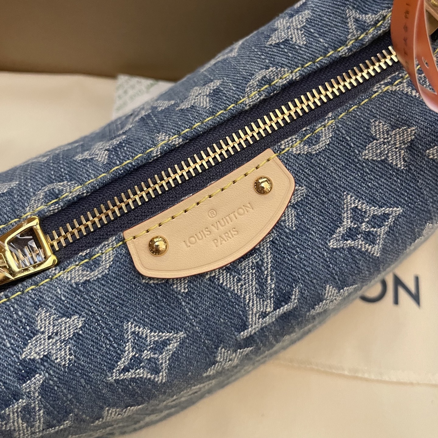 Louis Vuitton Hills Pochette Denim Handbag, Designer Clutch, M82949 5 i1745760182489 5786 0 3