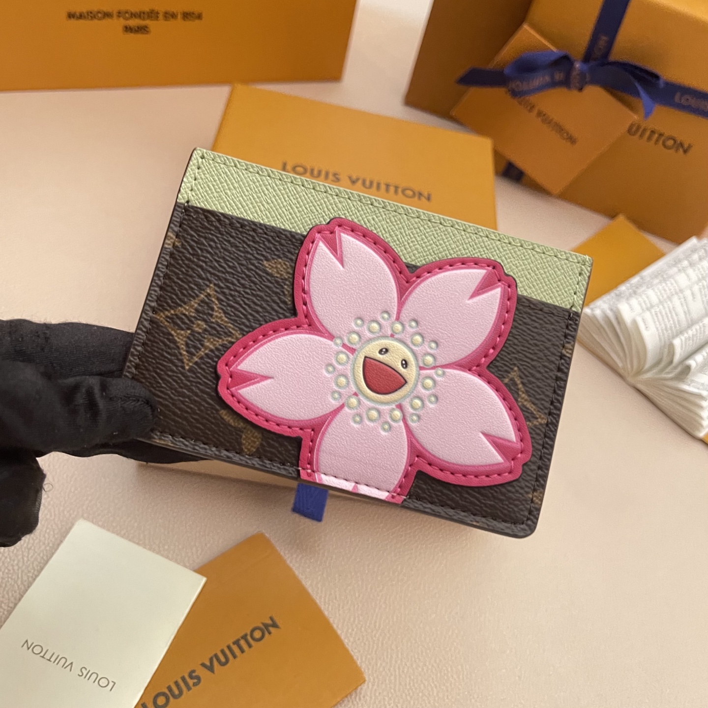 Louis Vuitton Takashi Murakami Cherry Blossom Monogram Card Holder Wallet 4 i1746369570025 8147 0 2