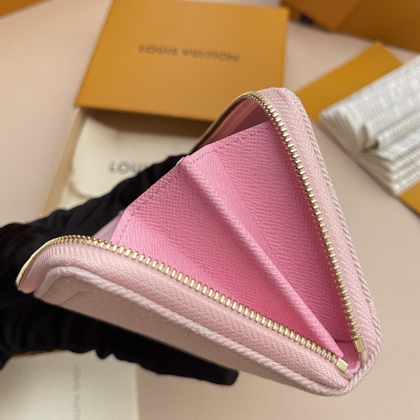 Louis Vuitton Zippy Coin Purse Monogram Denim Pink Leather Wallet 10 i1747044905818 3957 0 8