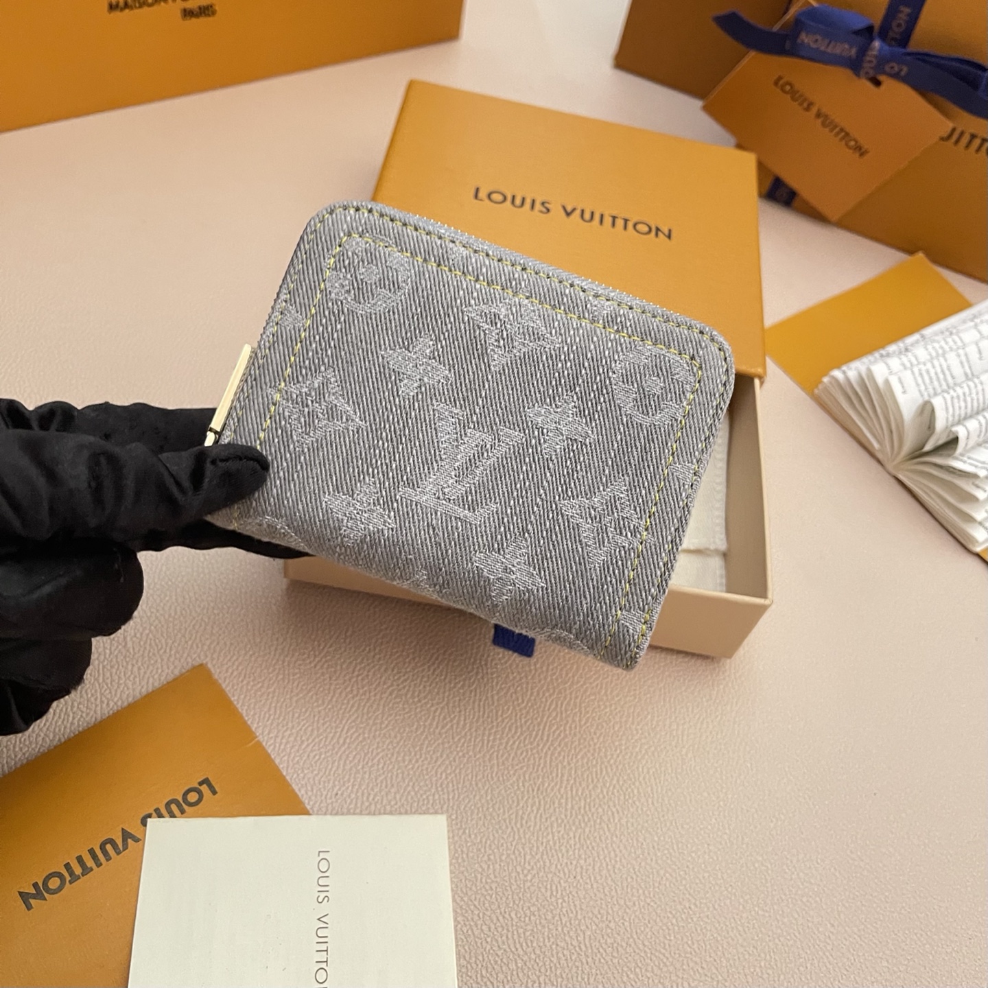Louis Vuitton Zippy Coin Purse Monogram Denim Blue M82957 6 i1747044940916 3007 0 4
