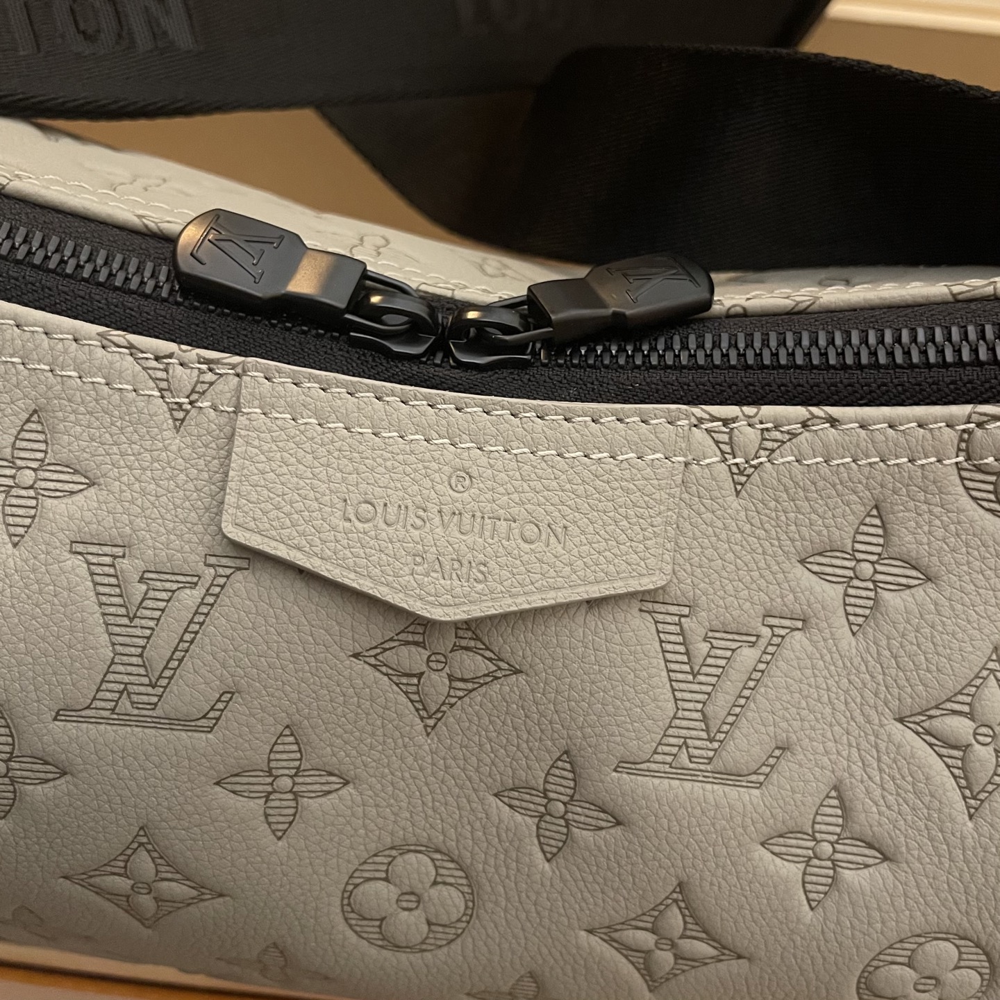Louis Vuitton Gray Monogram Shadow Leather Hamac Crossbody Bag 4 i1747142892453 3443 0 3