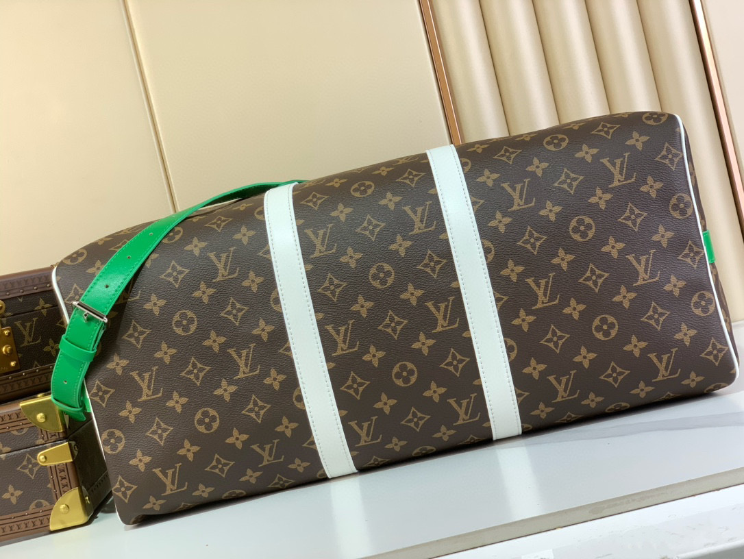 Louis Vuitton Keepall Bandoulière 50 Golf Monogram Travel Bag 7 i1747229453073 3400 0 6