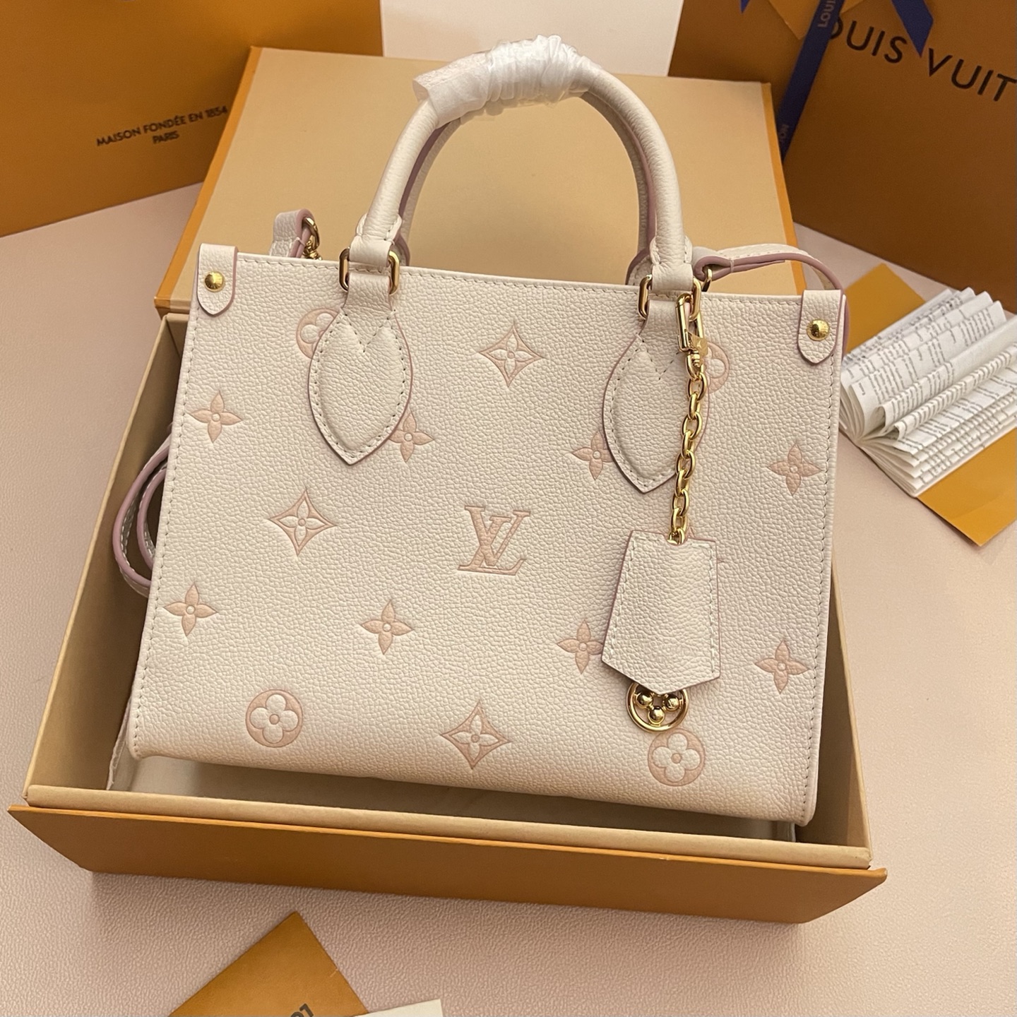 Louis Vuitton OnTheGo Small Tote Bag Monogram Empreinte Leather M14403 1 i1747320383044 2386 0 0