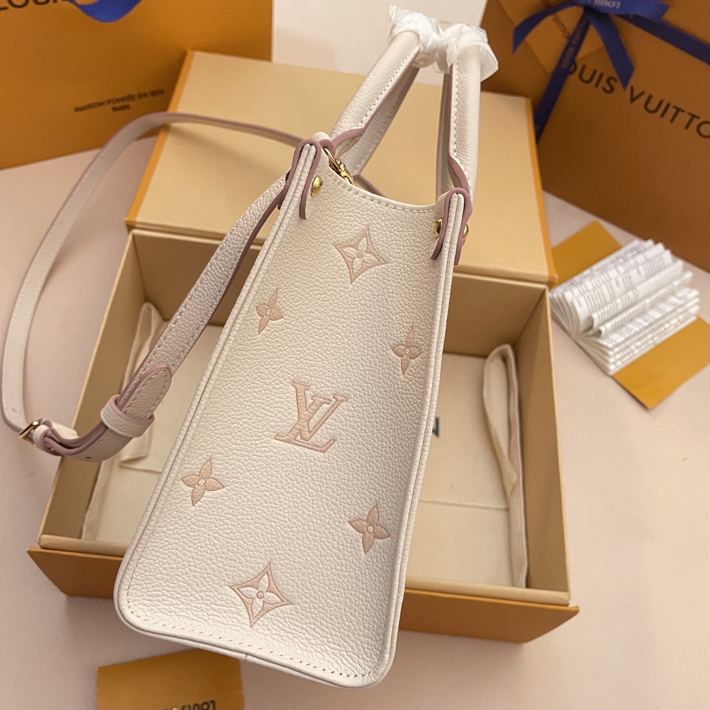 Louis Vuitton OnTheGo Small Tote Bag Monogram Empreinte Leather M14403 3 i1747320385246 3820 0 2