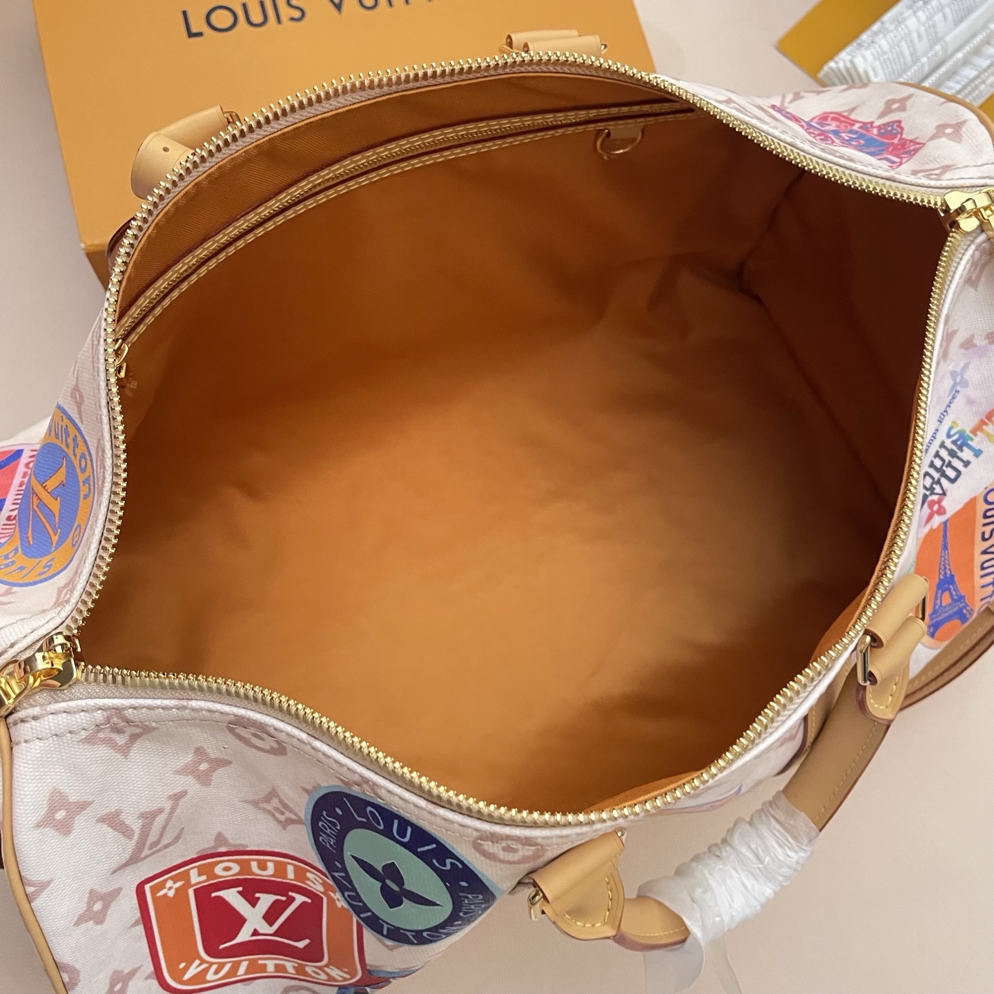Louis Vuitton Keepall Bandoulière 50: Travel in Style, Monogram Canvas Bag 9 i1747320584095 4019 0 7