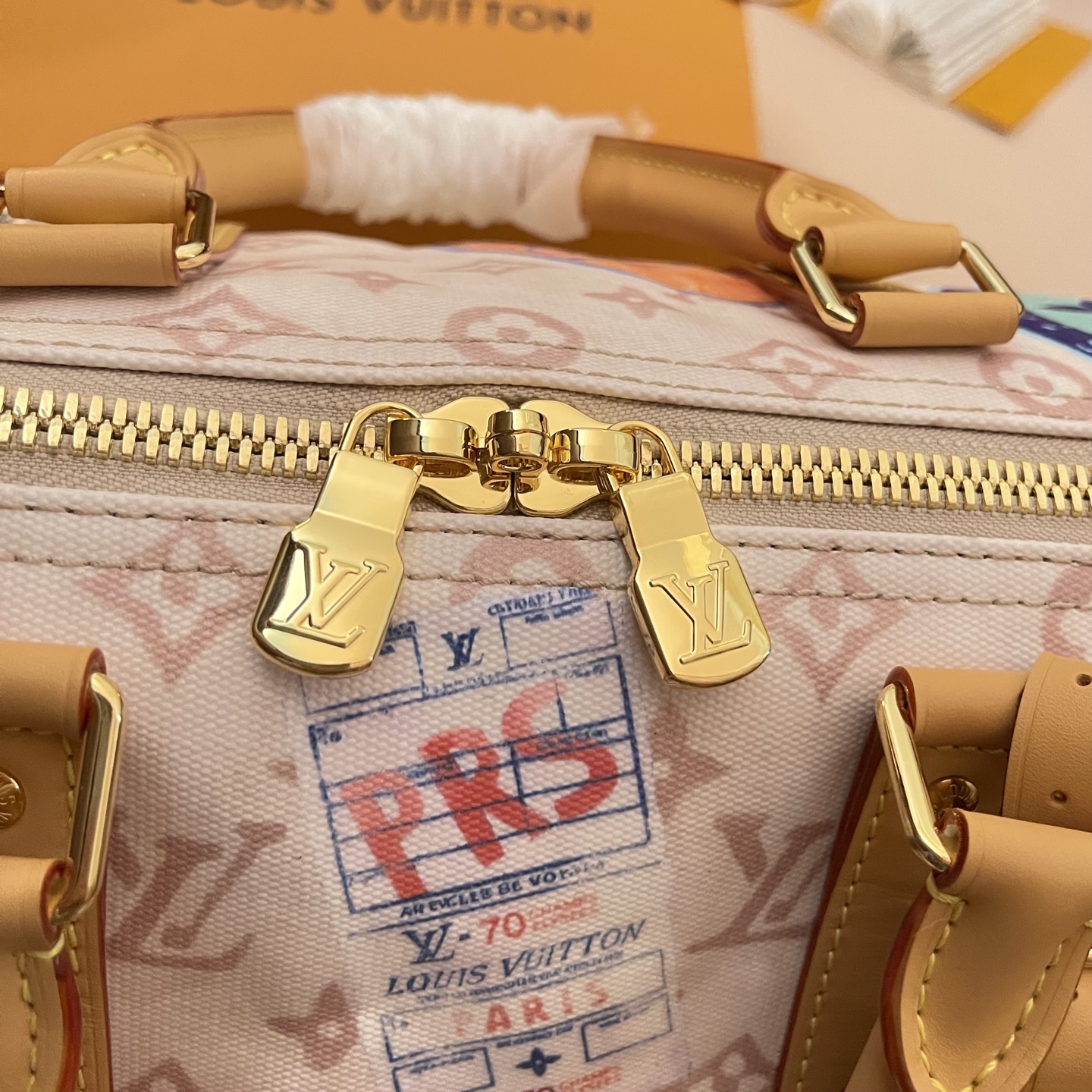 Louis Vuitton Keepall Bandoulière 50: Travel in Style, Monogram Canvas Bag 6 i1747320584490 6182 0 5