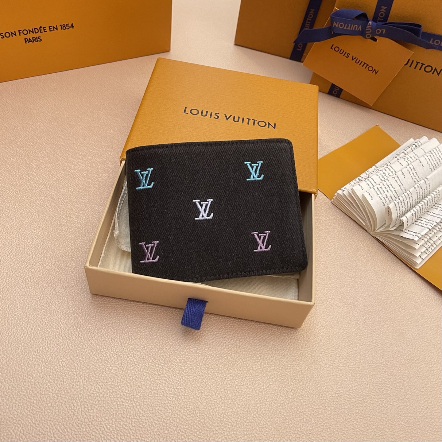 Louis Vuitton Multiple Wallet Blason Denim,Embroidered Colorful Letter 2 i1747751612373 7272 0 0