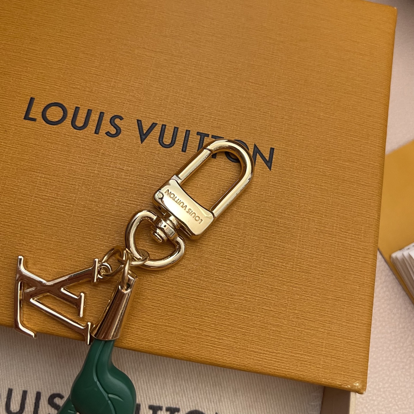 Louis Vuitton Cerise Bag Charm: Takashi Murakami Limited Edition 4 i1748442272993 6690 0 2