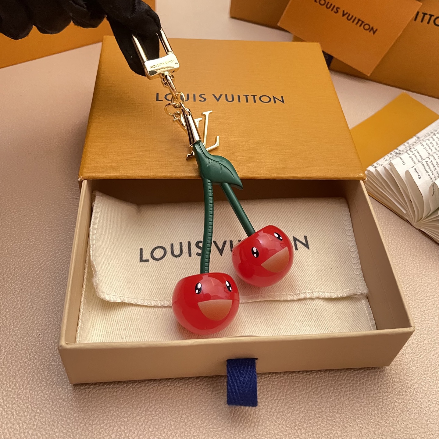 Louis Vuitton Cerise Bag Charm: Takashi Murakami Limited Edition 6 i1748442273085 5693 0 5