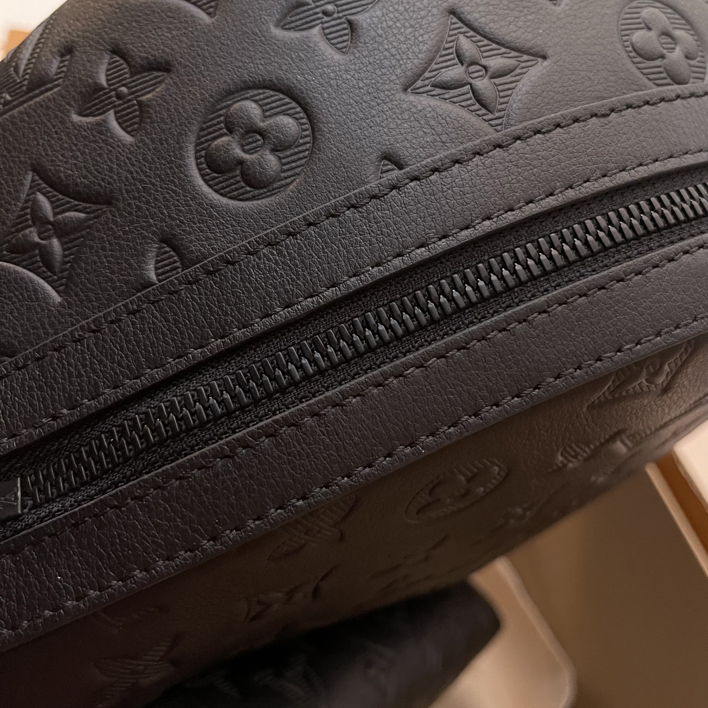Louis Vuitton Discovery Backpack M46553 - Premium Leather, Spacious & Stylish 7 i1748443241488 3209 0 7