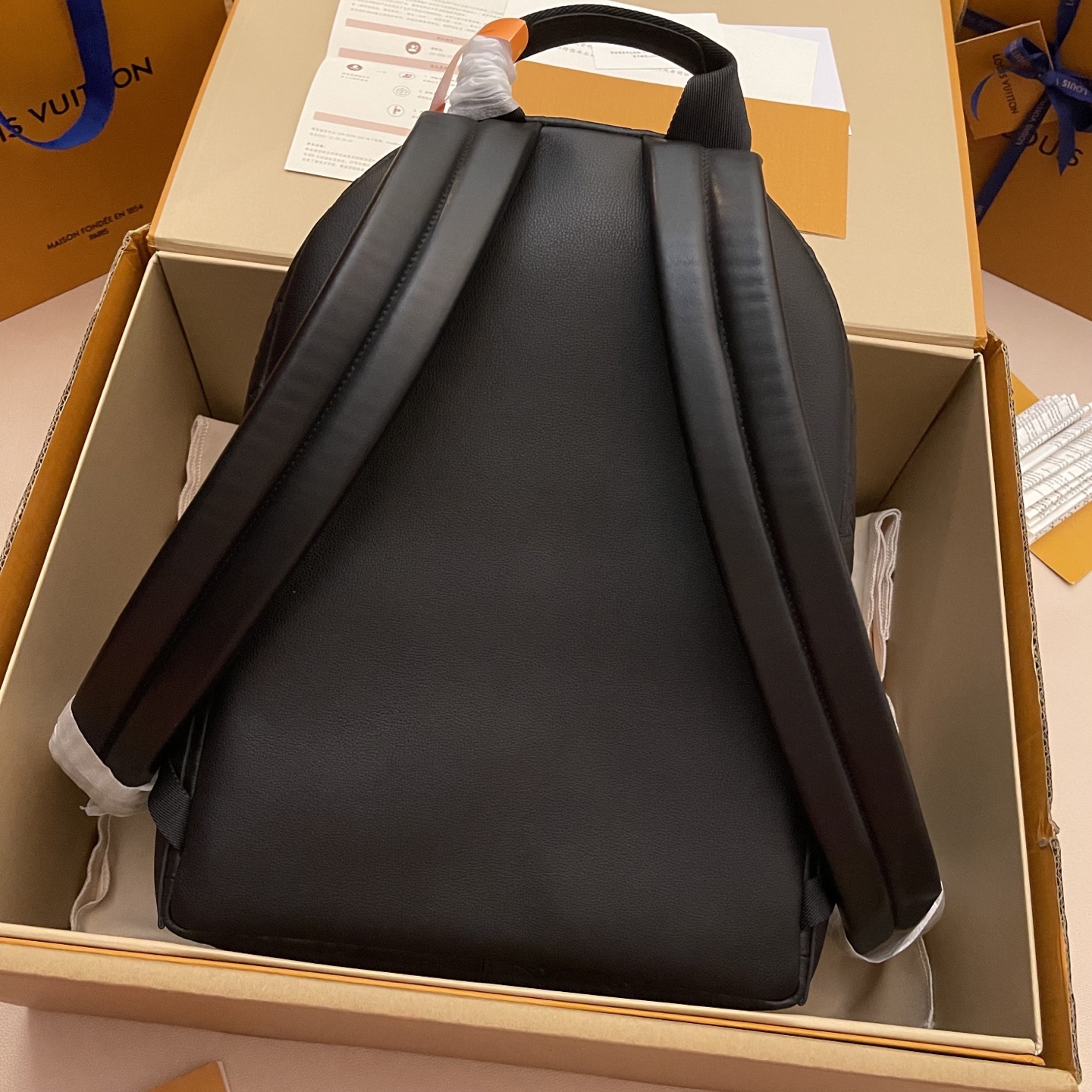 Louis Vuitton Discovery Backpack M46553 - Premium Leather, Spacious & Stylish 3 i1748443241562 4981 0 1