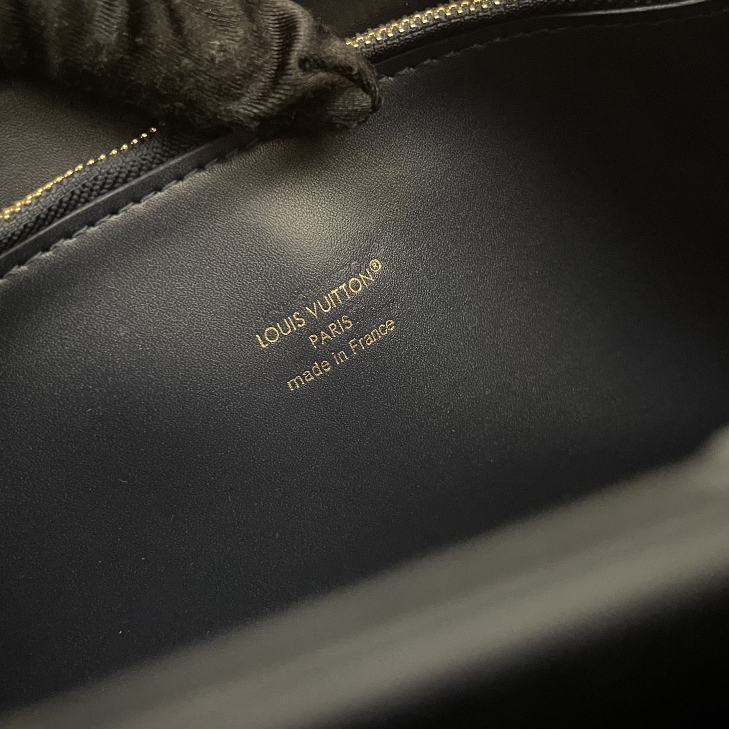 Louis Vuitton Twist Slim Black Leather Bag with Chain and Twist Lock 9 i1748530052592 235 0 7