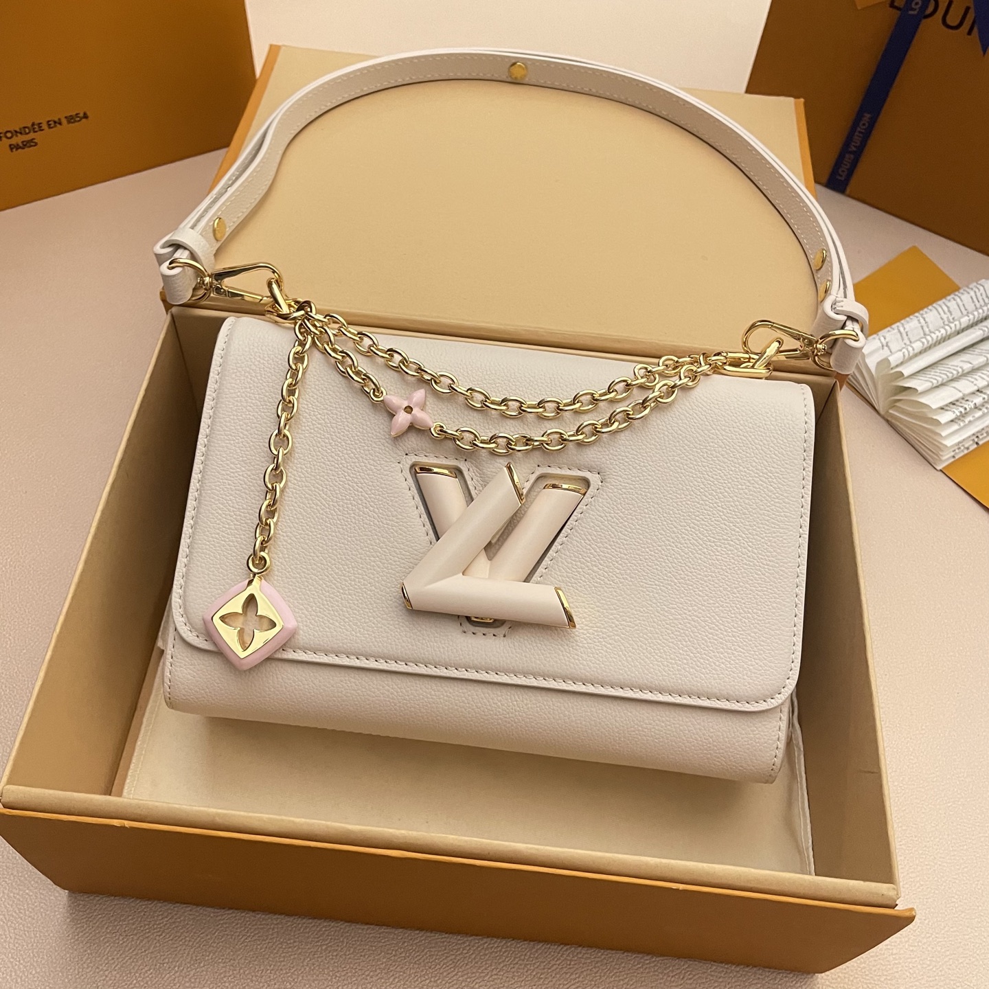 Louis Vuitton Twist Slim Handbag, Harmony Collection, Taurillon Leather, White 2 i1748530127728 8759 0 0