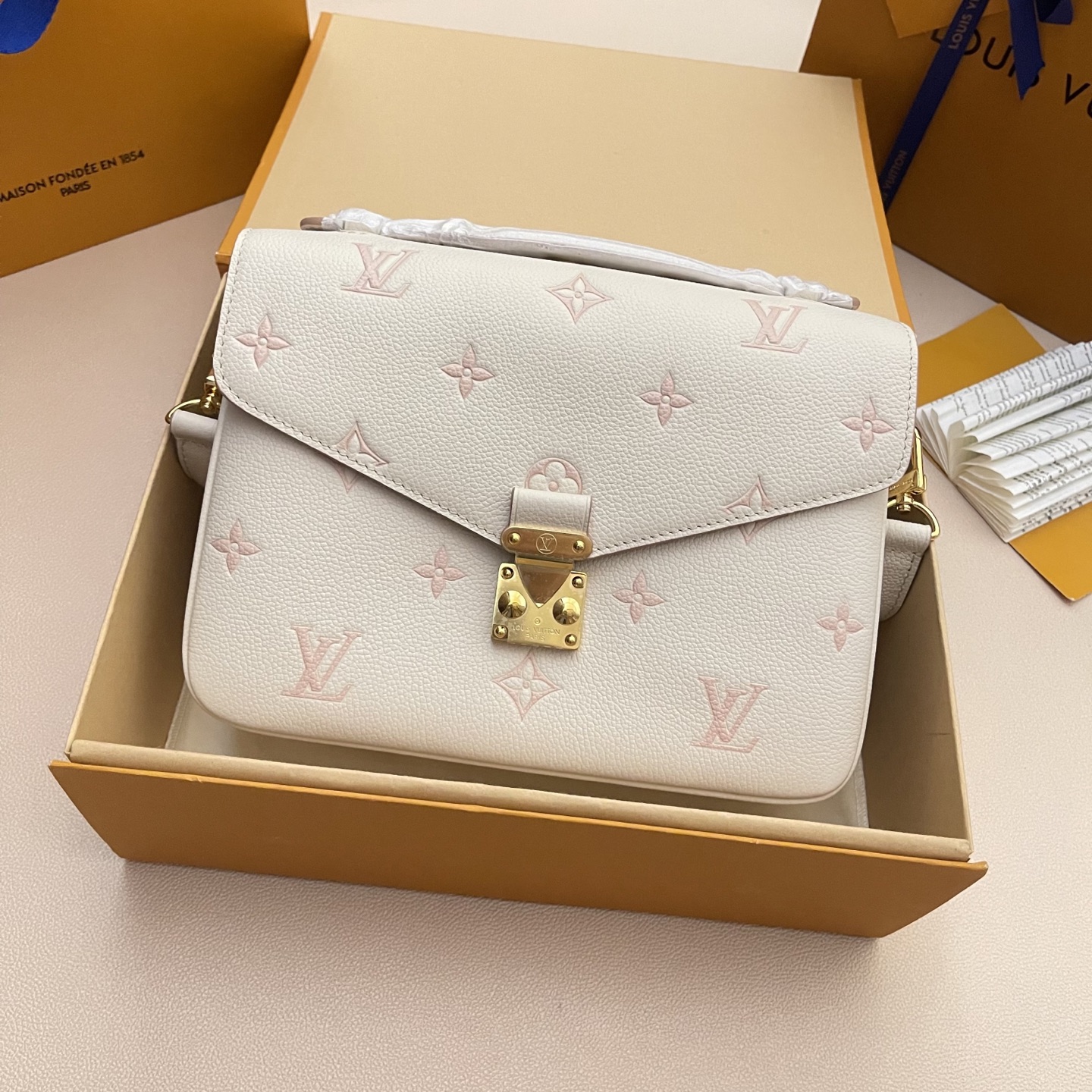 Louis Vuitton Pochette Métis White Monogram Empreinte Leather Crossbody Bag 2 i1748530827177 4702 0 0