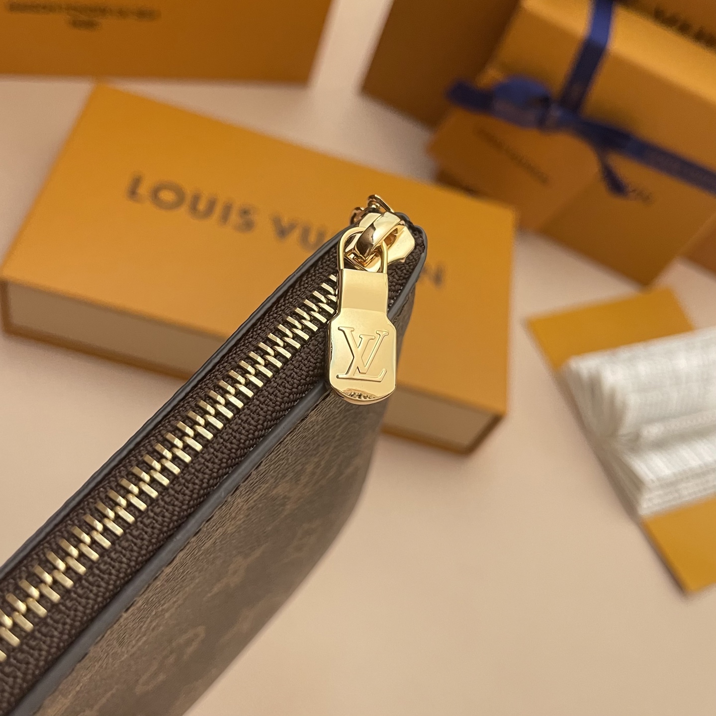 Louis Vuitton Monogram Canvas Pochette Clés Key Pouch Wallet 6 i1748708793354 5186 0 4