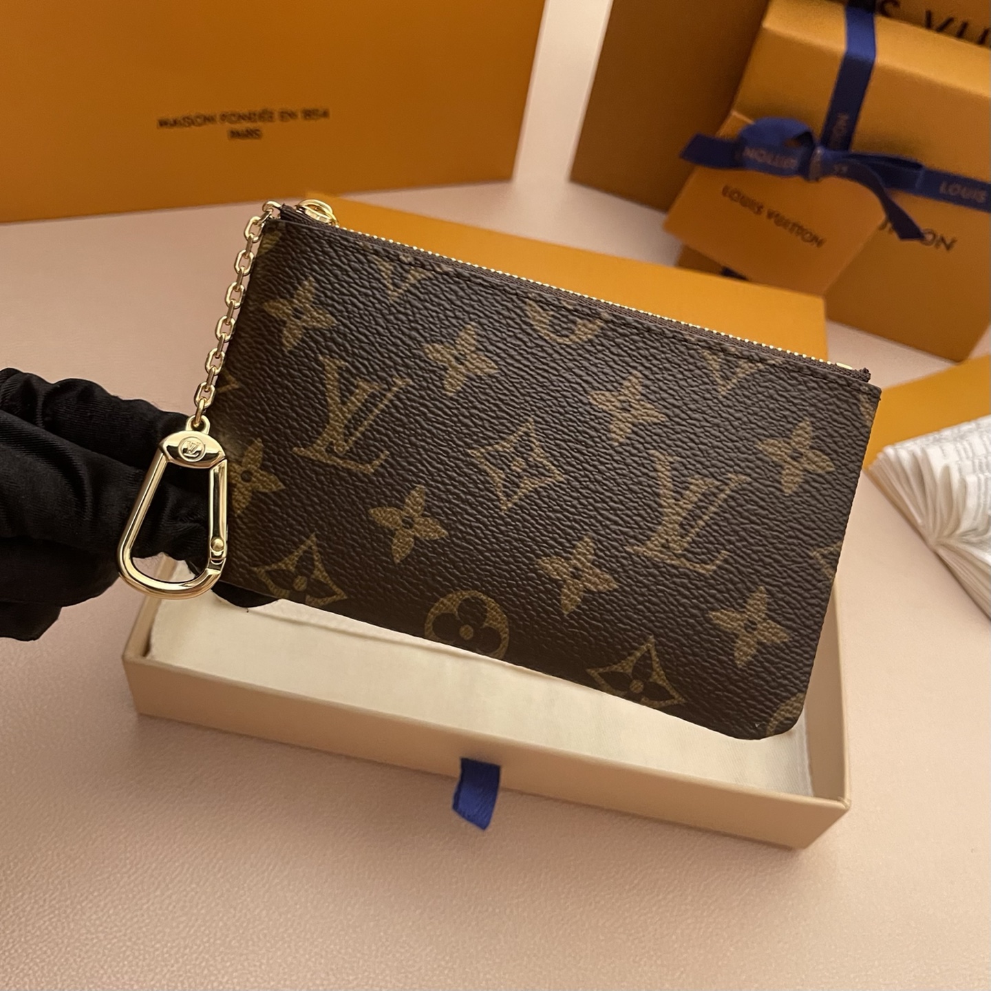 Louis Vuitton Pochette Clés Monogram Canvas Key Pouch Wallet,Brown, 12 x 7 x 1.5 cm 3 i1748708828774 8928 0 2