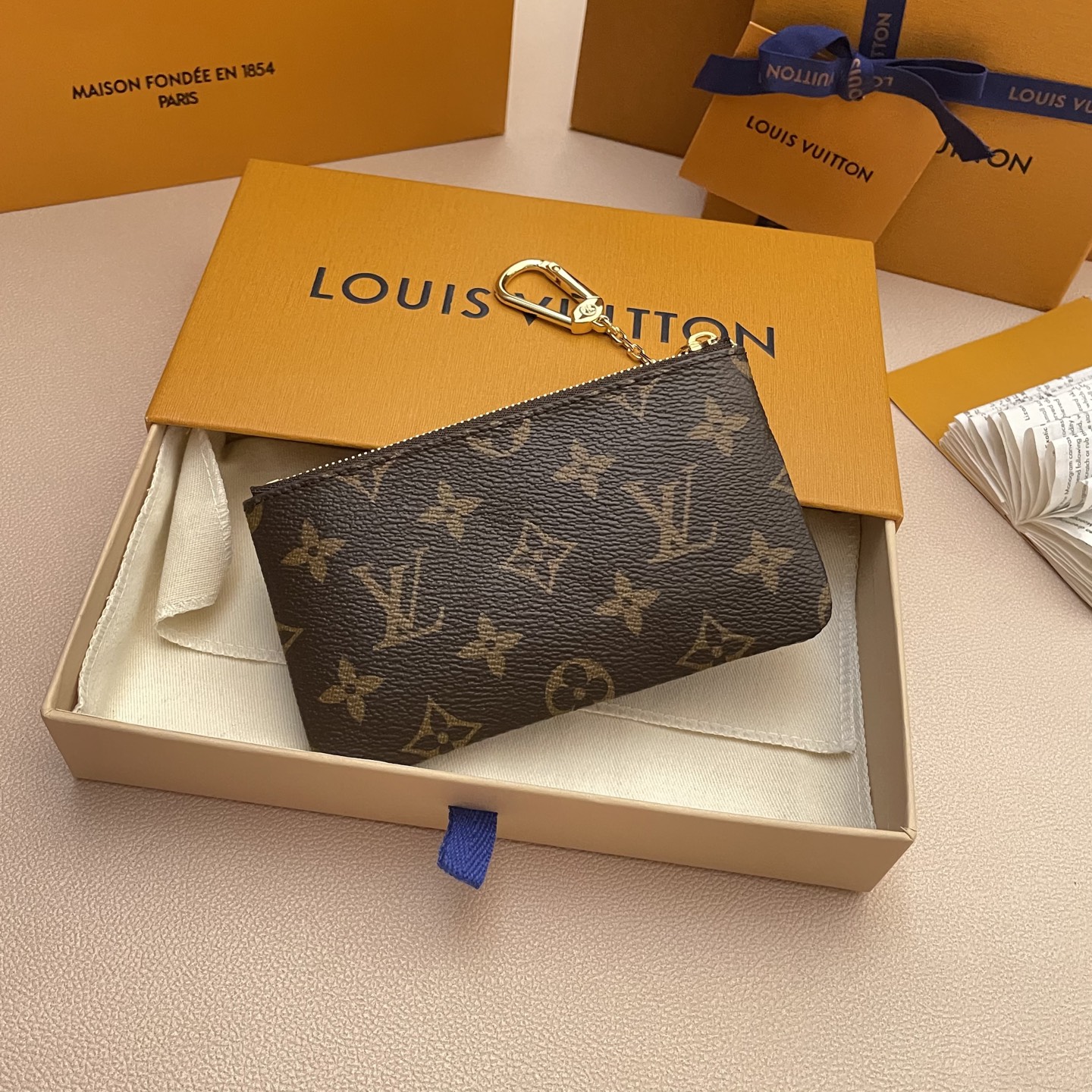 Louis Vuitton Pochette Clés Monogram Canvas Key Pouch Wallet,Brown, 12 x 7 x 1.5 cm 2 i1748708830855 2330 0 1