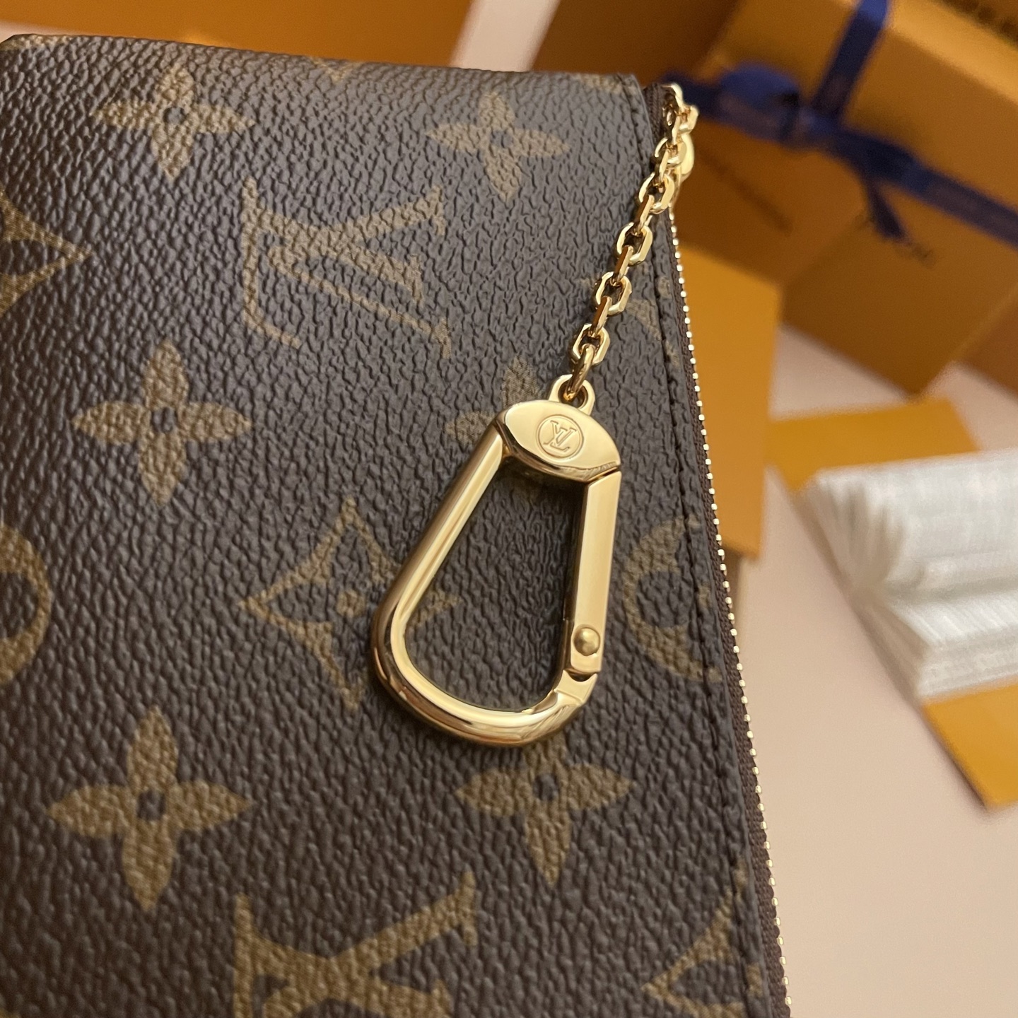 Louis Vuitton Pochette Clés Monogram Canvas Key Pouch Wallet,Brown, 12 x 7 x 1.5 cm 4 i1748708833771 751 0 3