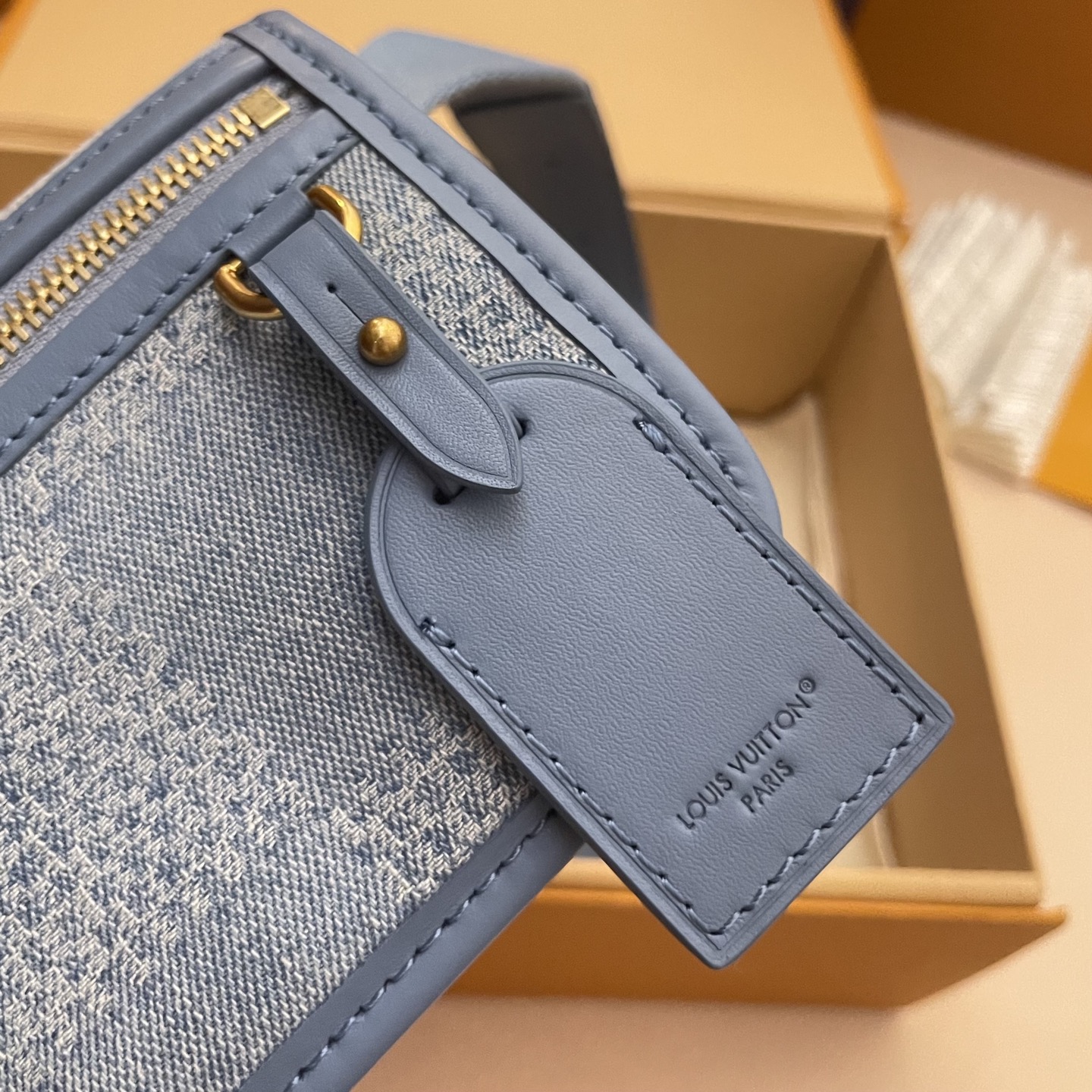 Louis Vuitton Bosphore Mini Camera Bag Damier Denim 3D Cotton Canvas Blue 4 i1752330756909 476 0 3