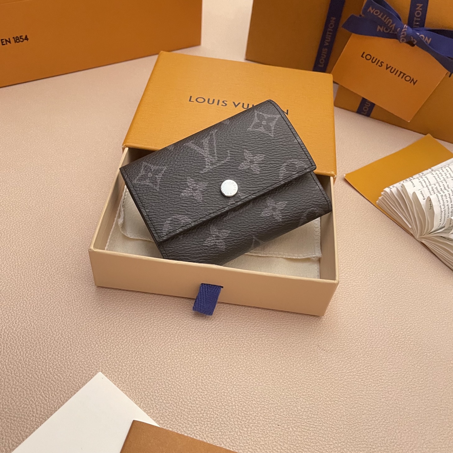 Louis Vuitton Victor Wallet Monogram Canvas Compact Card Holder 2 i1752415259244 9319 0 0