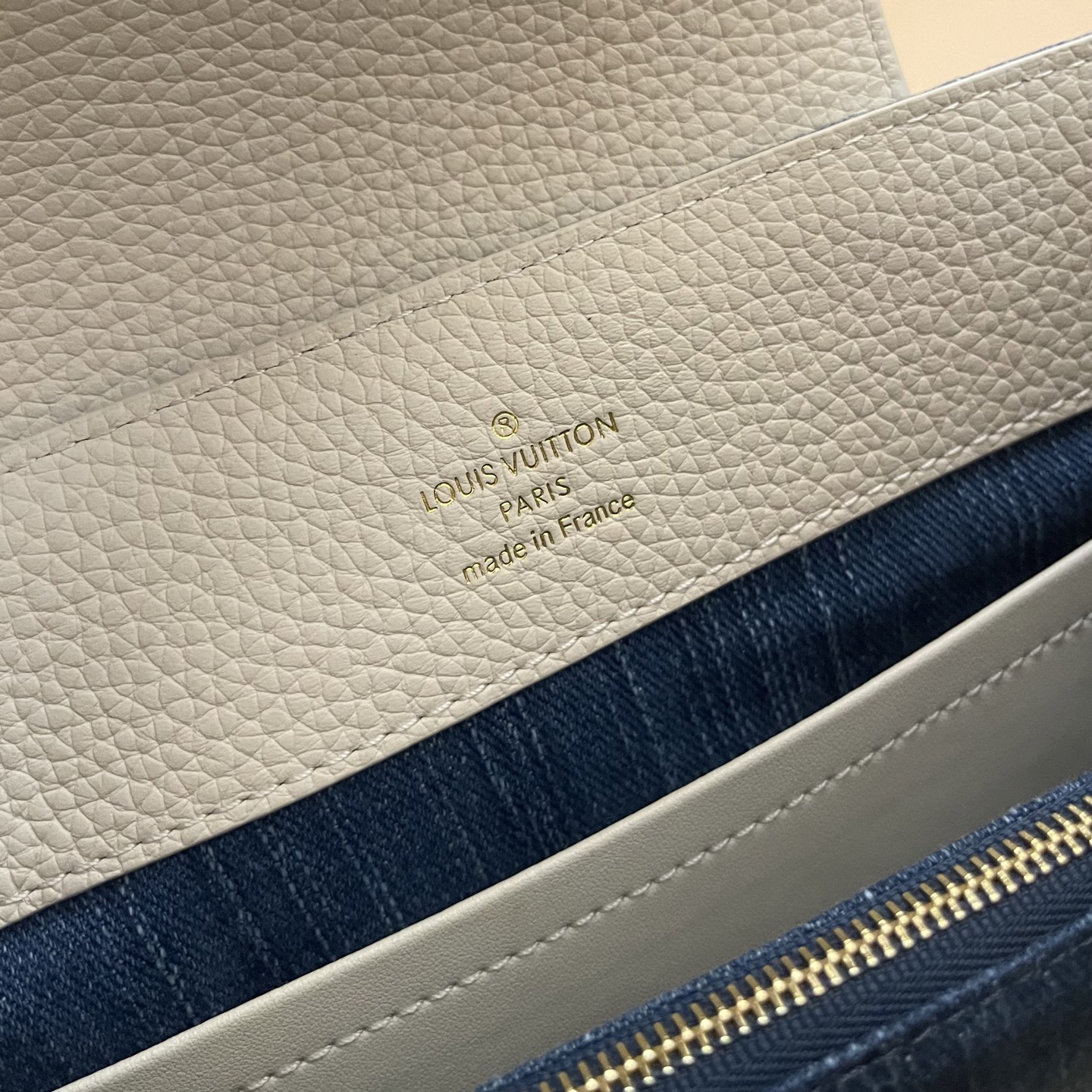 Louis Vuitton Capucines Denim Embroidered Beaded Mini Handbag, 21 x 13.6 x 8 cm 9 i1752498914936 1079 0 8
